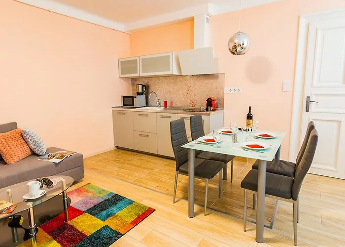 Titaru House In The Center Of Budapest