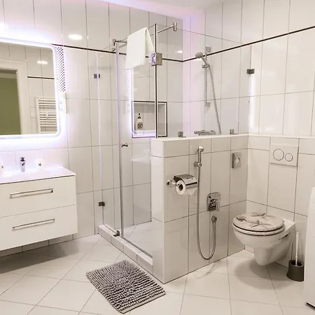 Titaru House In The Center Of Apartament *